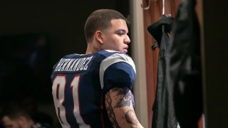 ‘American Sports Story: Aaron Hernandez’ Review: Ryan Murphy’s Risky FX Series Explores Sexuality and Head Injuries