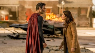 ‘Superman & Lois’ EPs Break Down Show’s Unprecedented Ending: ‘A Giant Swing’