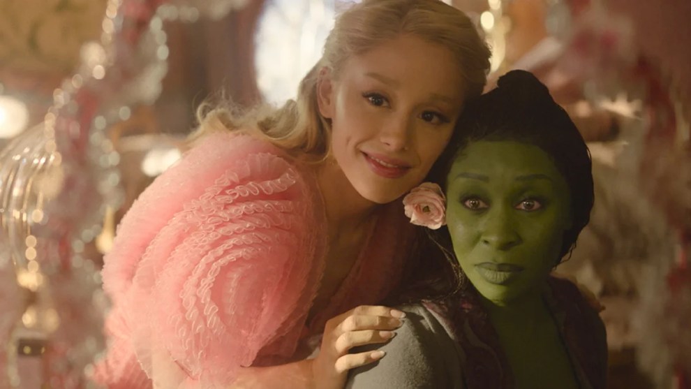 Ariana Grande and Cynthia Erivo in "Wicked" (Photo: Universal Pictures)